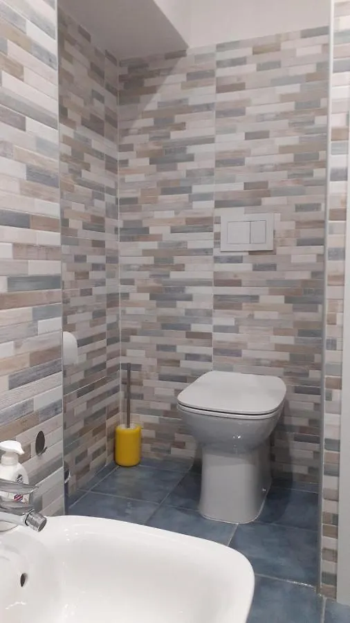 Hotel New Little House Neapol Penzion