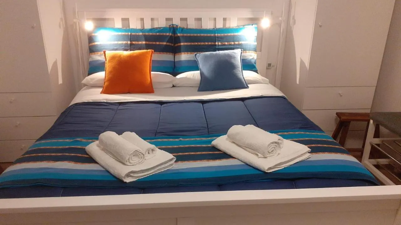 Hotel New Little House Neapel Gasthof